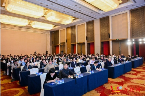 2025数智供应链赋能地方产业高质量发展论坛在武汉成功举行