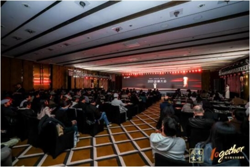 康弘药业荣膺南方周末“年度创新力品牌”奖：用创新成果守护生命健康